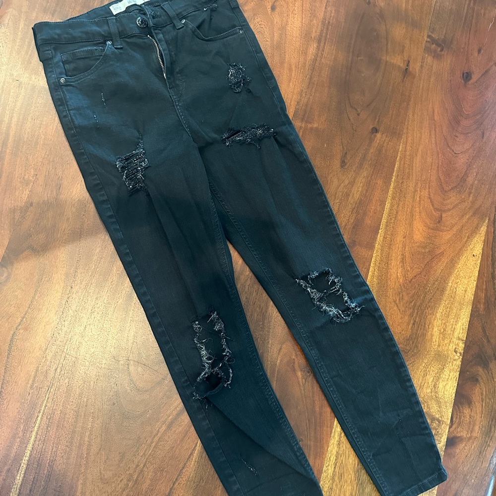 Black Distressed Skinny Jeans